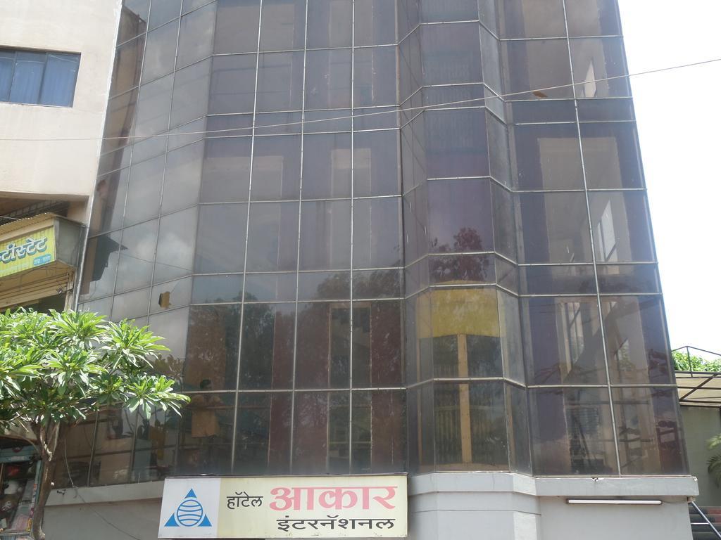 Oyo Flagship 37830 Hotel Aakar International ซาตารา ภายนอก รูปภาพ